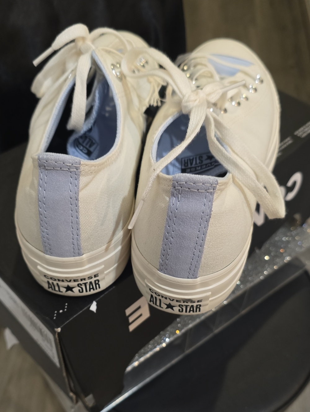 Converse Chuck Taylor All Star Low Top Platform Sneaker - Picture 13 of 13